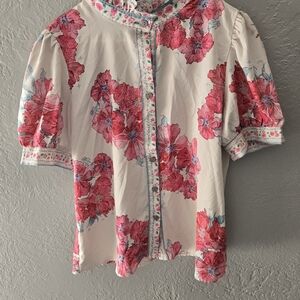 Chic Floral Pink and White Blouse